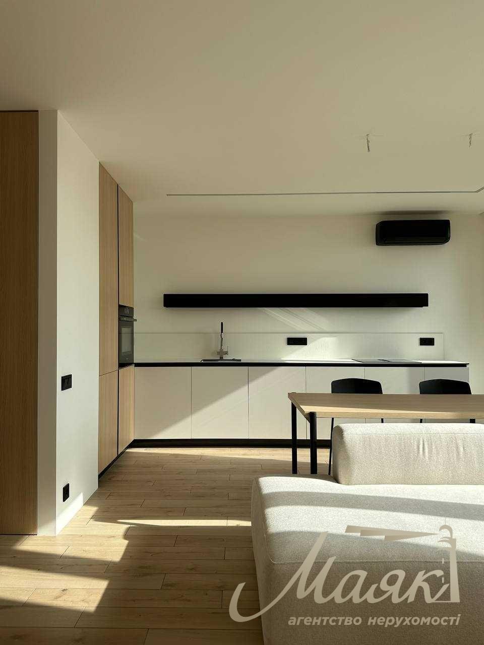 Продаж 2к квартири 69.3м2, ЖК Севен, Осокорки