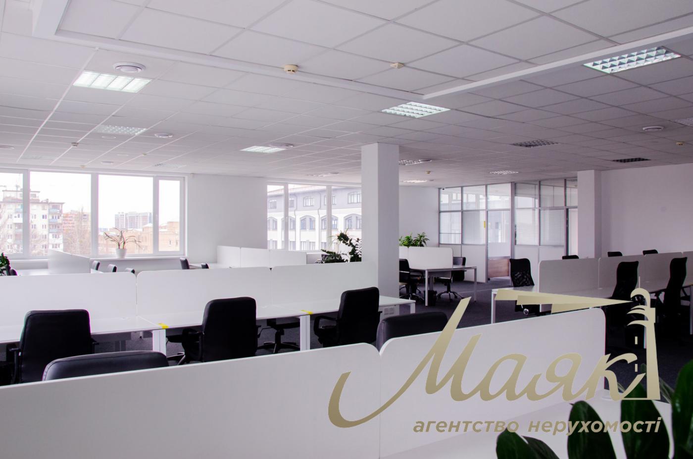 Аренда офиса 228м2 БЦ Business City ул. Пимоненка 13 Лукяновка