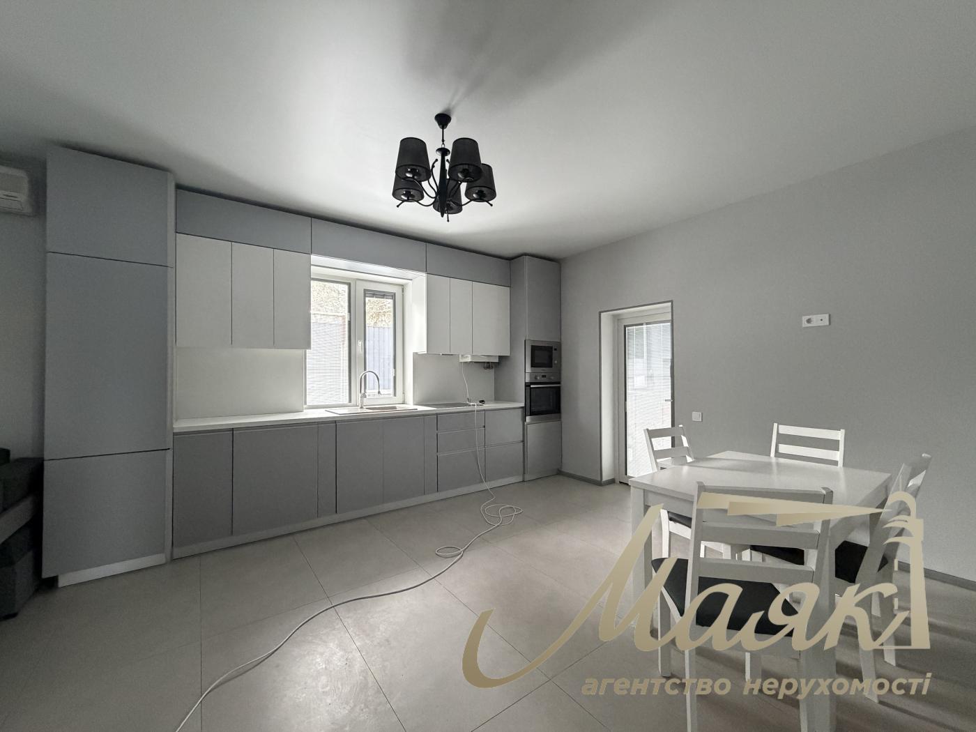 Продажа дома 124м2 с.Козин, Киевская область, Дамба