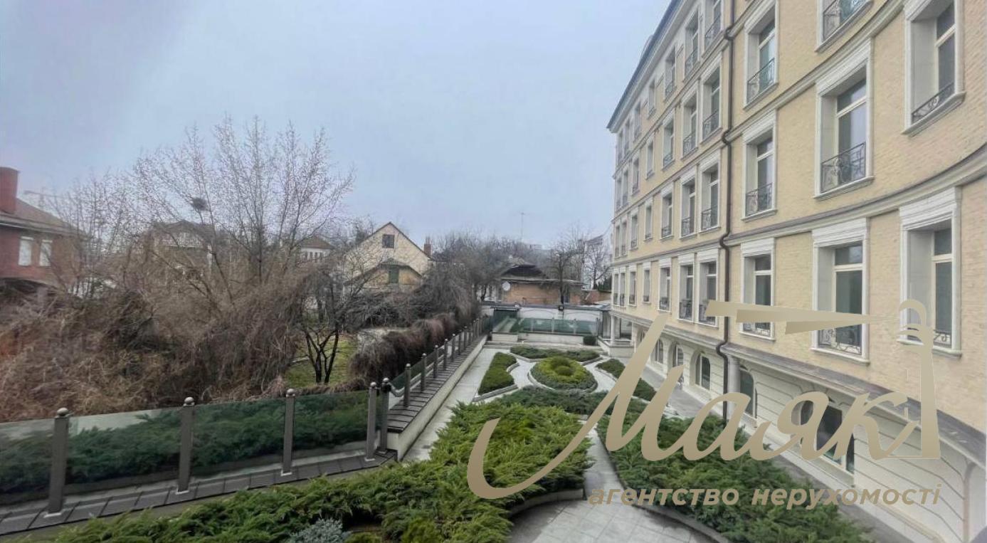 Премиальная недвижимость в Renaissance Residence