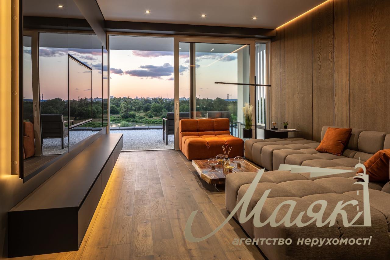 Продажа дуплекса с ремонтом в КГ "Конык" (Голосеевский р-н)