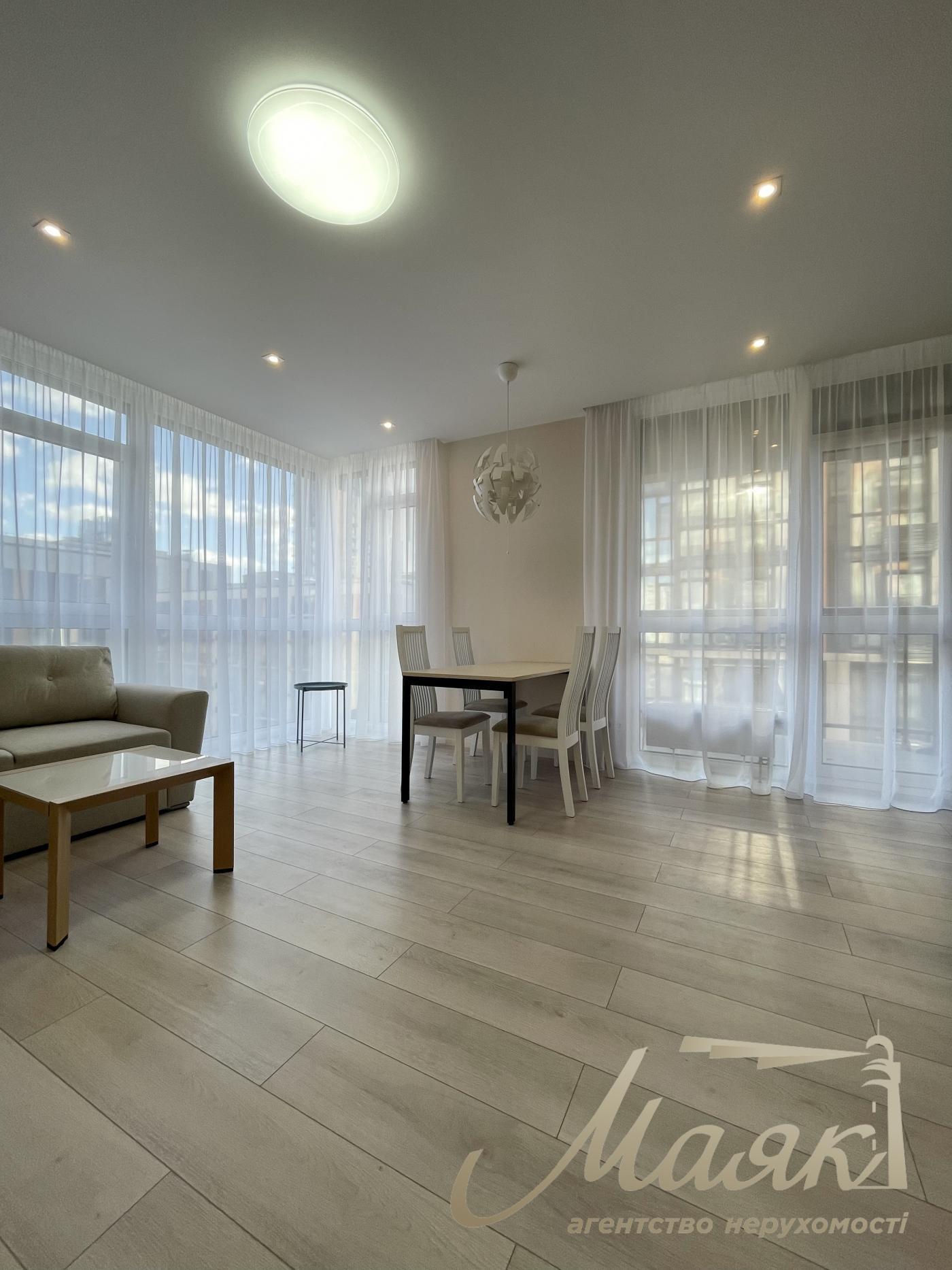 Аренда 3к. квартиры, ЖК "Французский квартал", ул. Предславинская