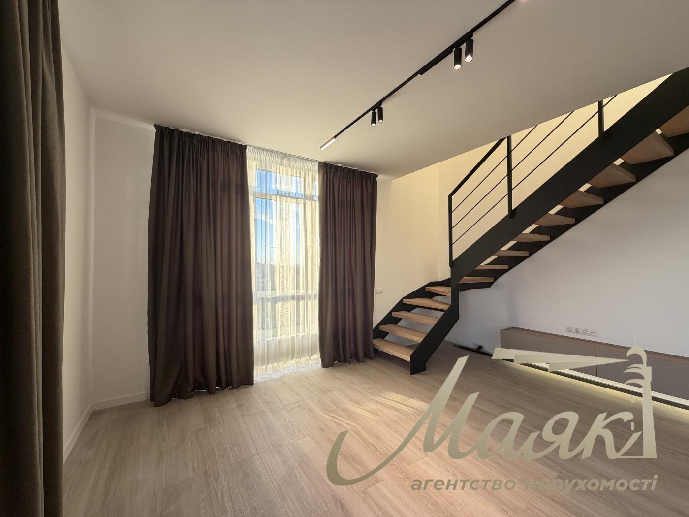 Аренда двухуровневой квартири  120м2 в ЖК " Подвысоцкий" , Печерск, Киев