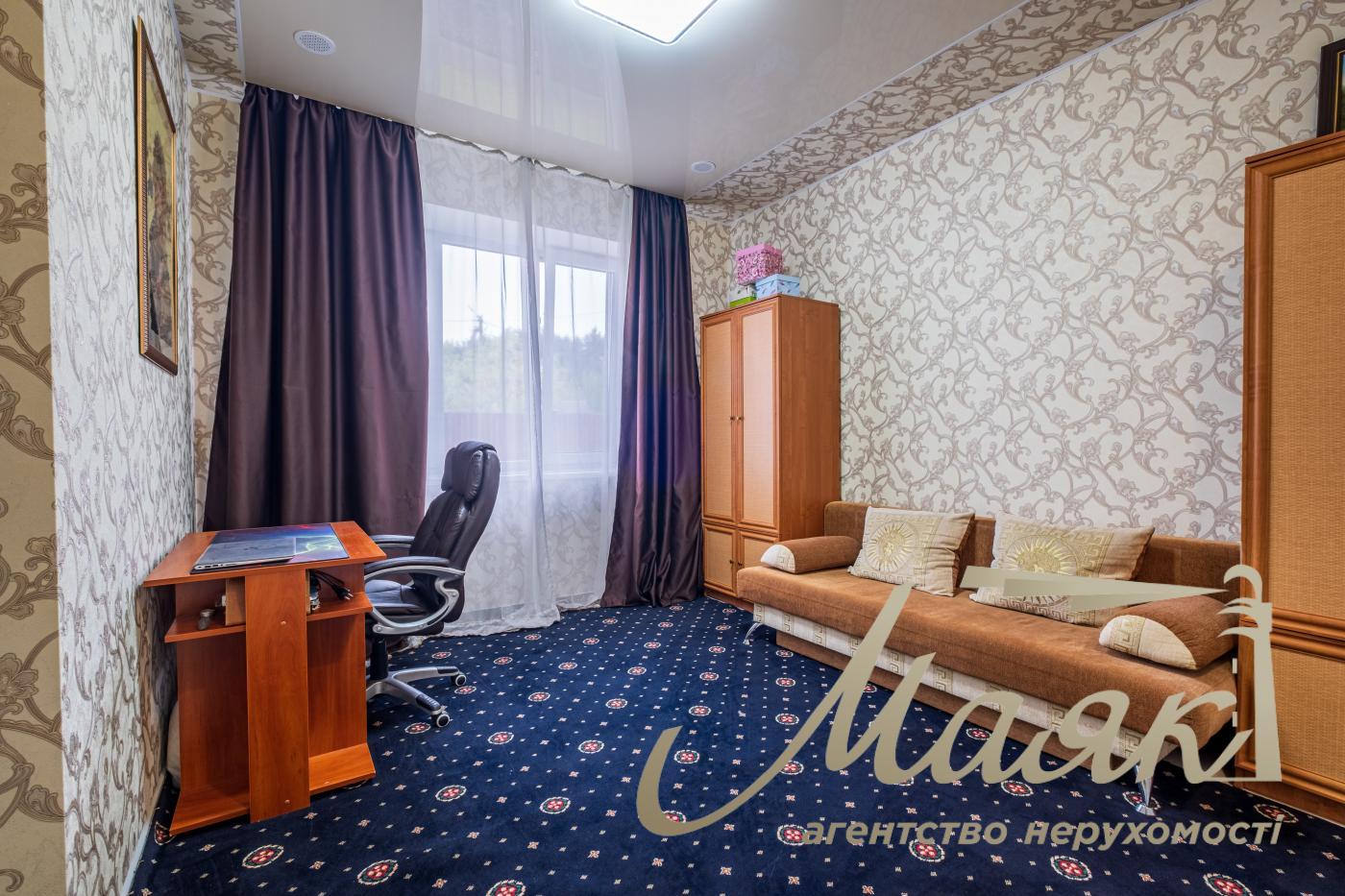 Продажа одноэтажного дома 182.6 м2 в с. Погребы, ул. Пасиченка, Киевская обл, Броварский р-н.