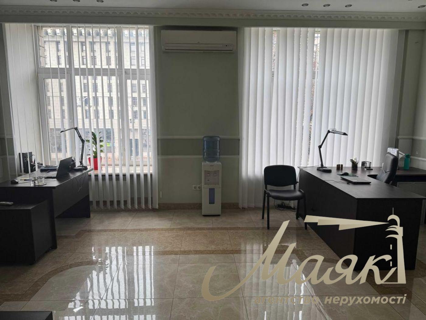 Оренда офісу 108 м.к. на Хрещатику, Центр