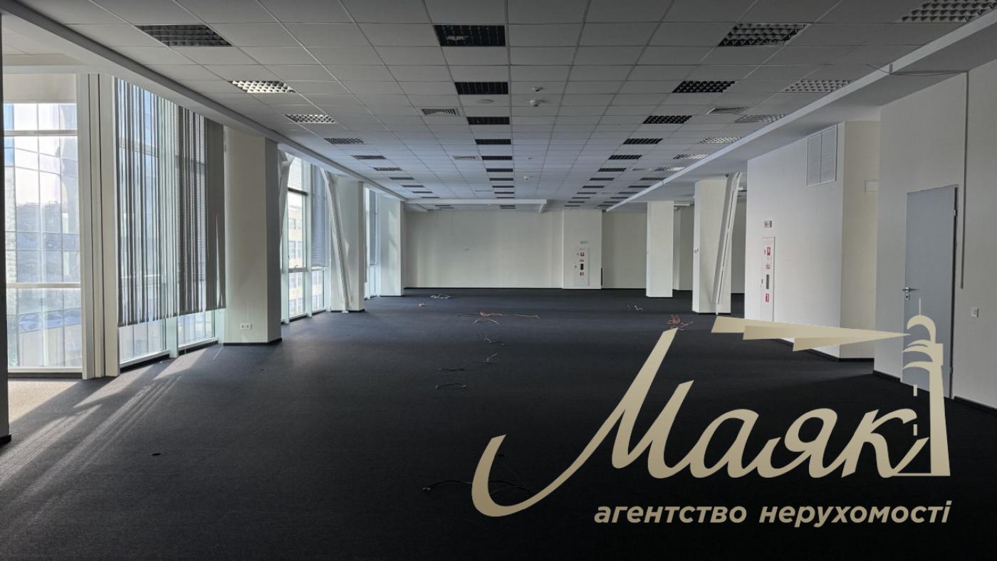 Оренда офісу 1360м2 БЦ Eleven вул. Солом'янська 11 Солом'янський район