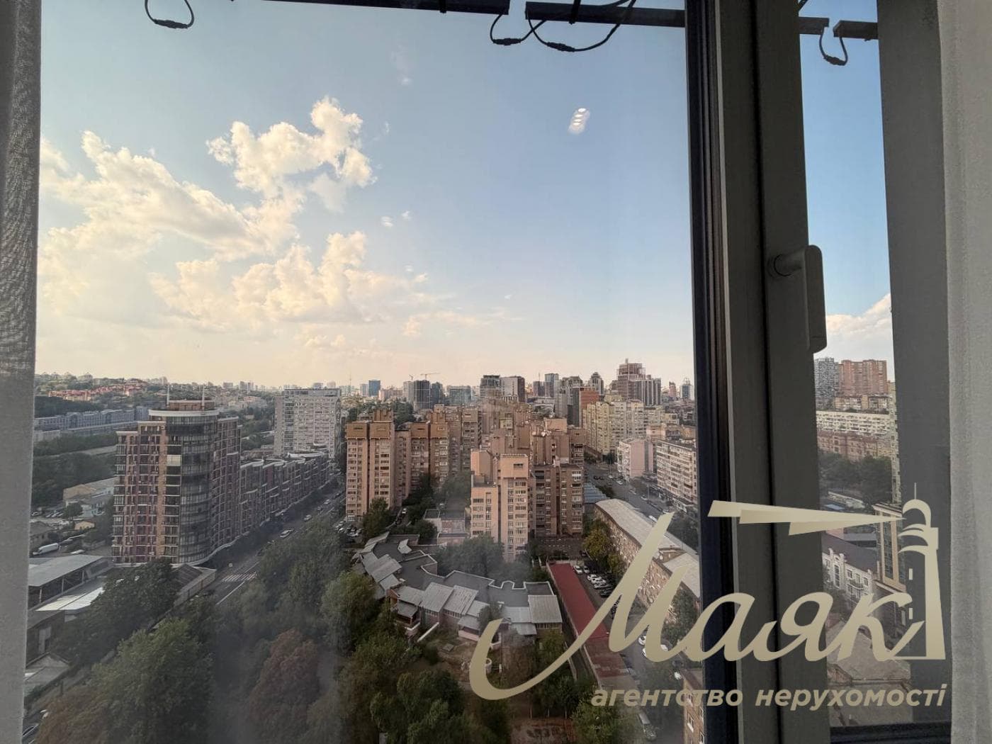 Оренда 3-кімнатної квартири у ЖК Atlantic Residences, вул. Антоновича, 118, Центр