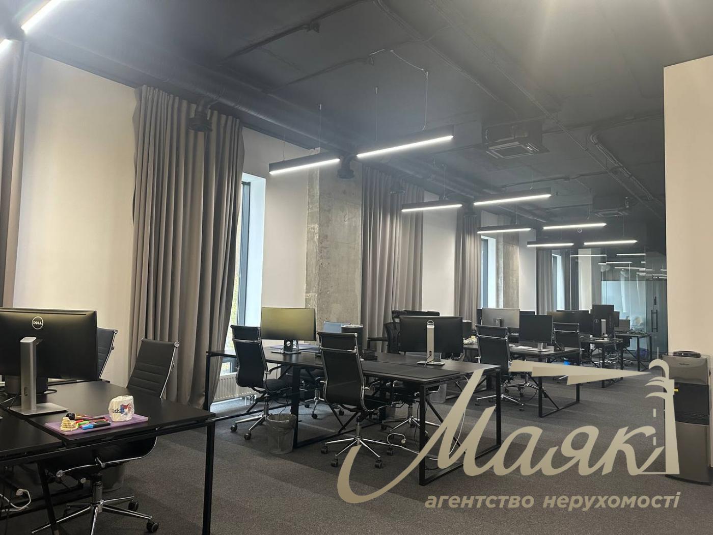 Оренда офісу 680м2 в ЖК Нью Йорк по вул.Антоновича 74, Олімпійська