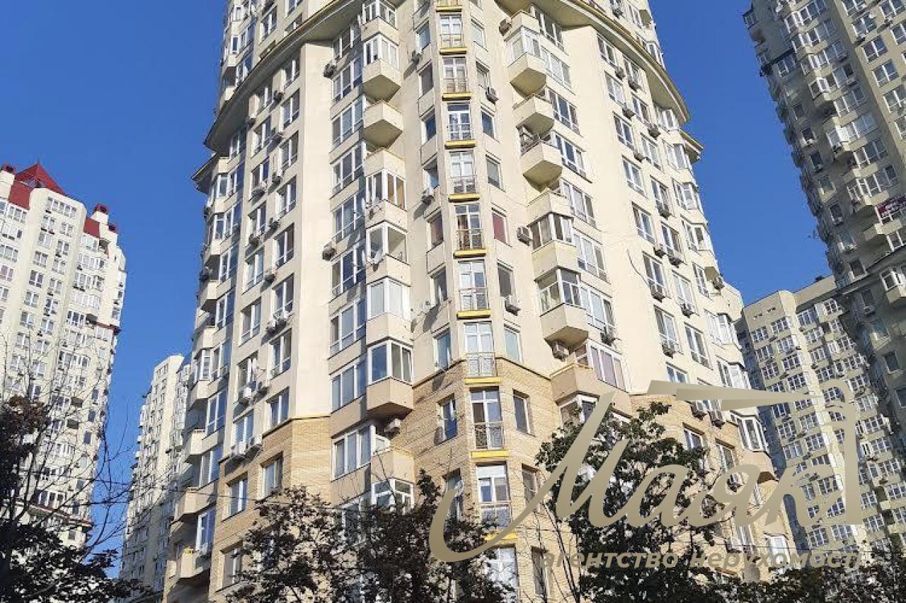 Sale of 1 room apartment in the residential complex Vremena Goda