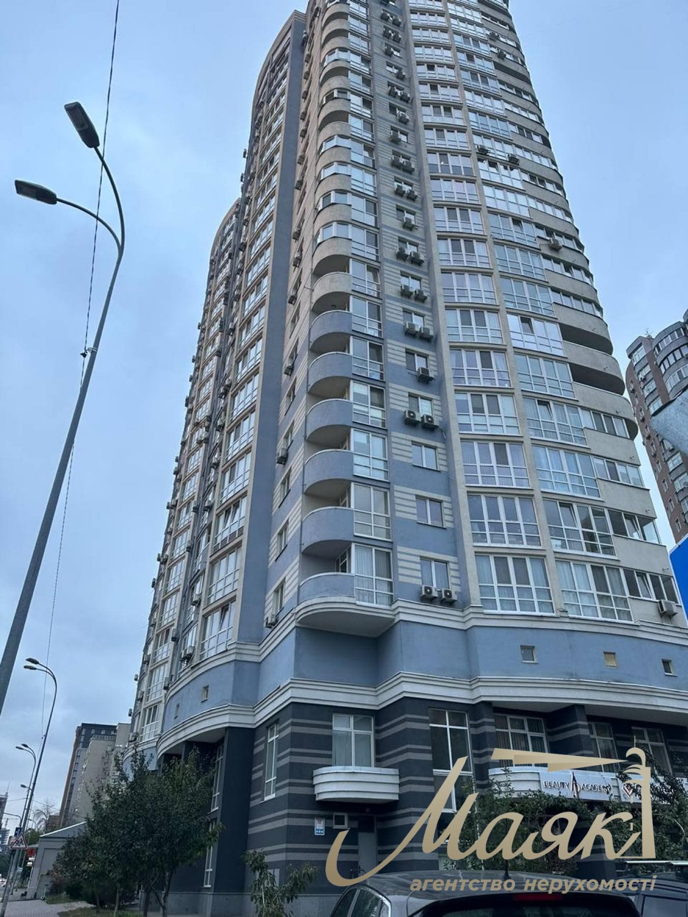 Аренда 1-комнатной квартиры (60м2) в ЖК "Лыбедь" по ул. Малевича 89