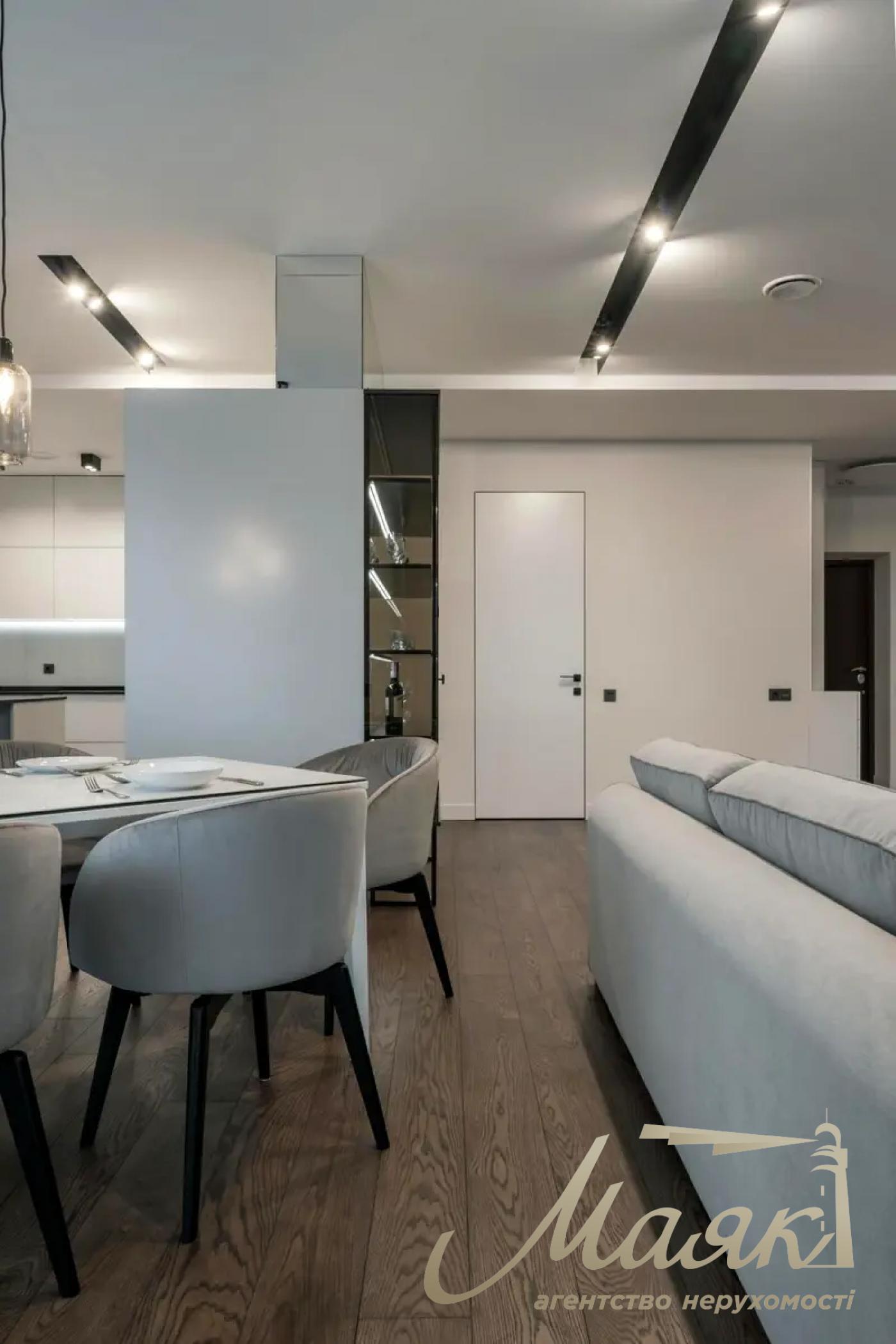 Продаж 4к. квартири 160 м у ЖК PecherSky, вул. Болсунівська, 2. Печерськ