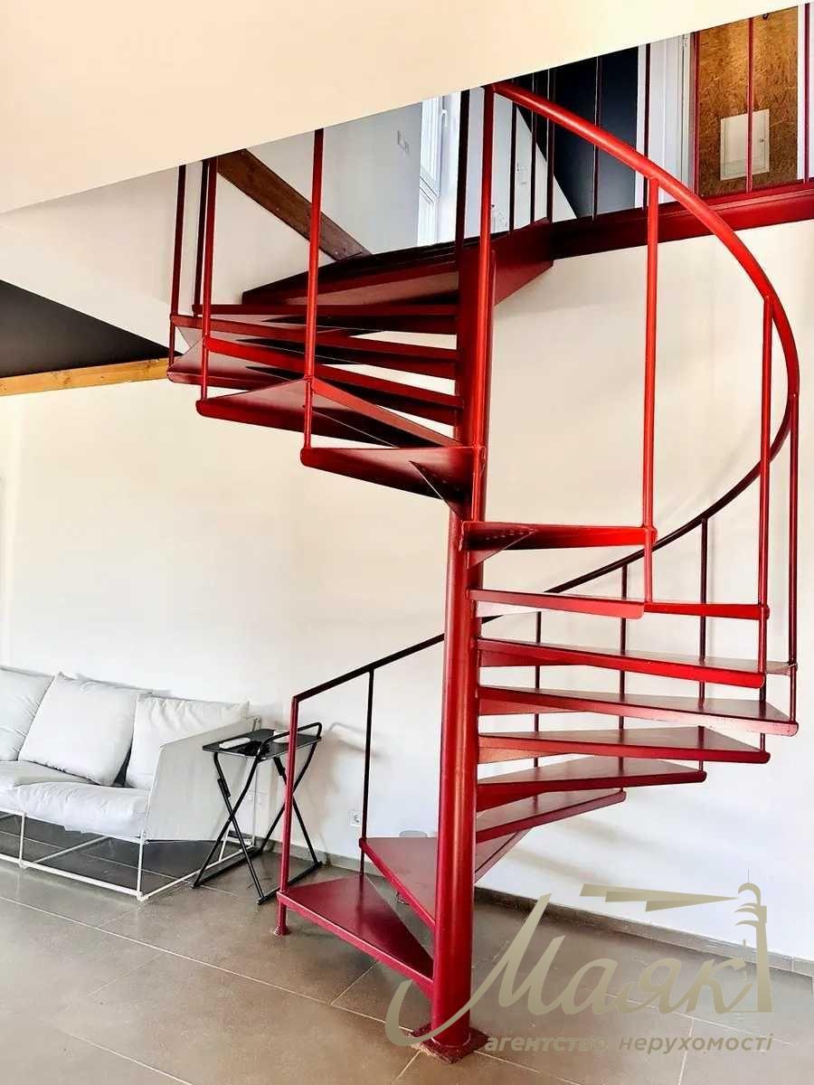 Продаж двоповерхового будинку 134м2 у с. Ходосівка, 15 хвилин до центру Києва.