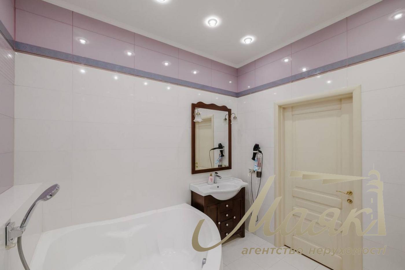 Аренда 2-х этажного дома 240м2, Голосеевский район, Чапаевка.