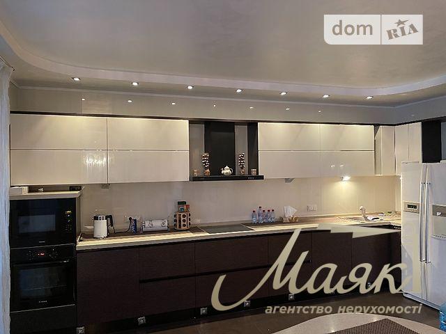 Продаж 6к квартири 291 кв. м, по вул. Тургенєвська 28а