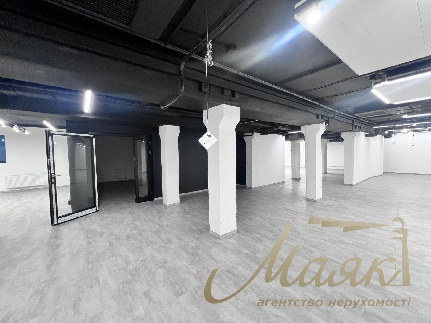 Аренда офисного помещения 500м2, БЦ Нивки Сити