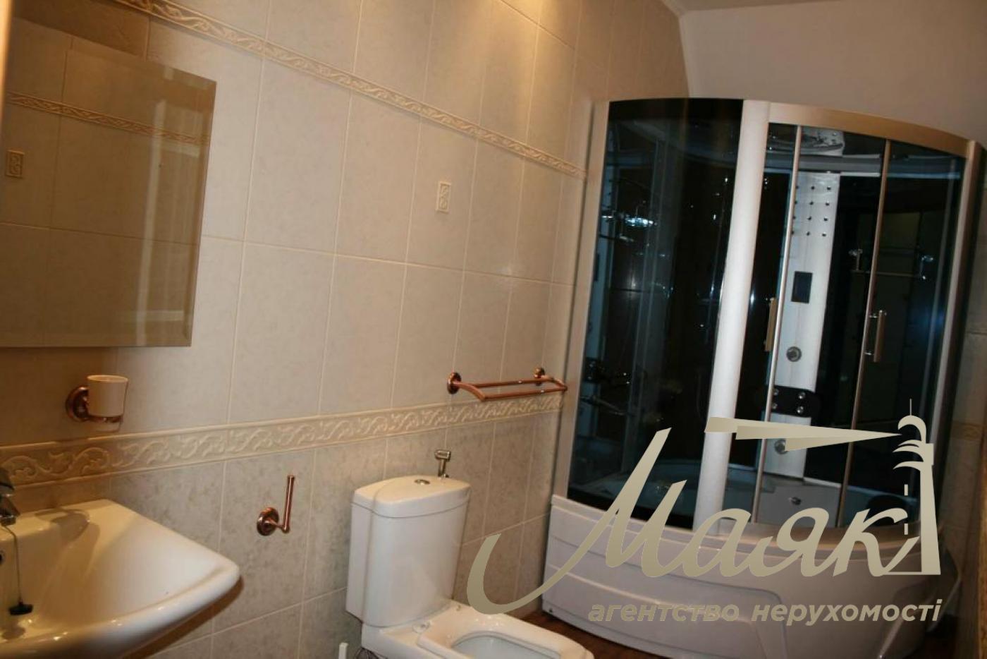 Sale of a 2-storey house 290m2 in the village of Novye Bezradichi