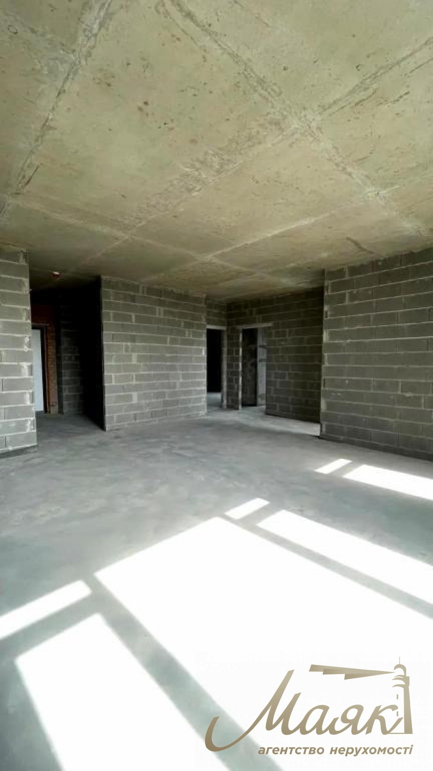 Продаж 3-к квартири ЖК TRIIINITY