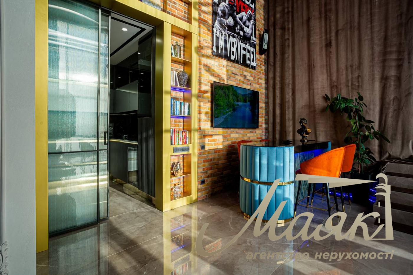 Продаж пентхауса 195 м² з терасою та дизайнерським ремонтом у ЖК Park Avenue VIP, Київ