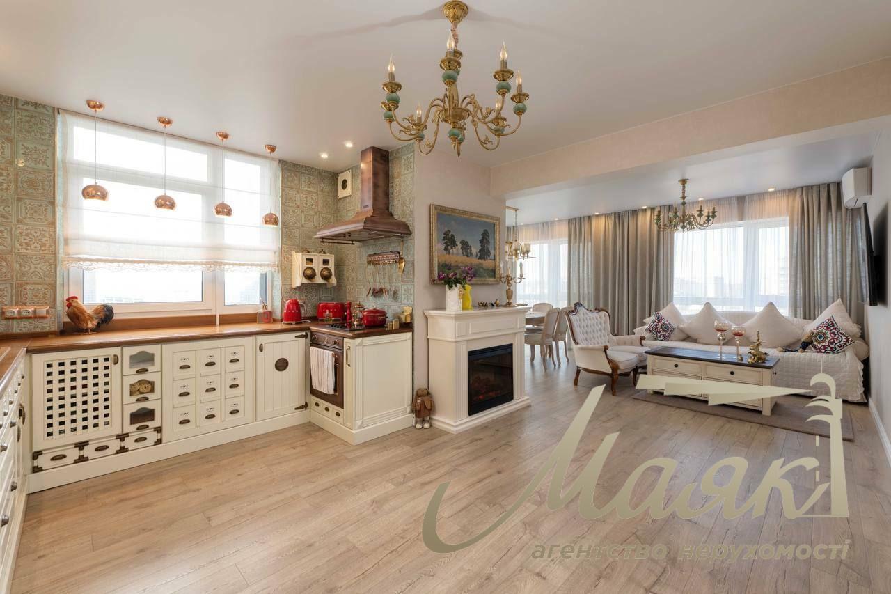 For sale apartment 102 m2 in LCD French Quarter 2, Predslavinskaya str. 40, Pechersky district