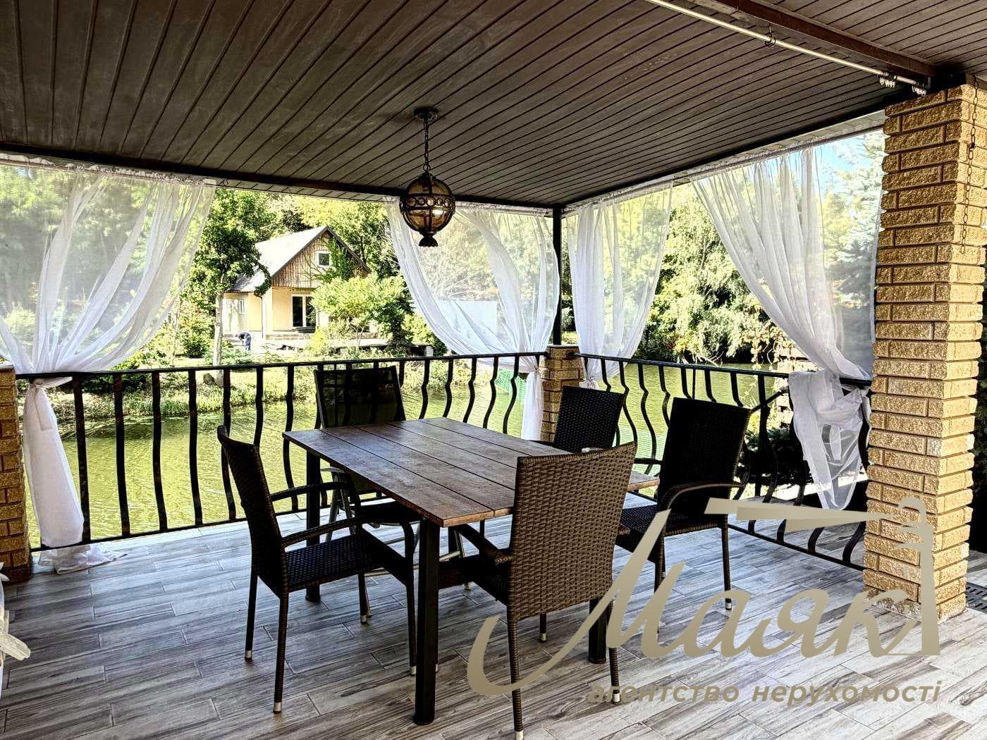 Townhouse for rent: 292 m², 3 bedrooms, terrace with waterfront access, self-contained; Kozin/Koncha-Zaspa village, Anatoliy Solovyanenko Street, Kyiv Oblast, Obukhiv direction