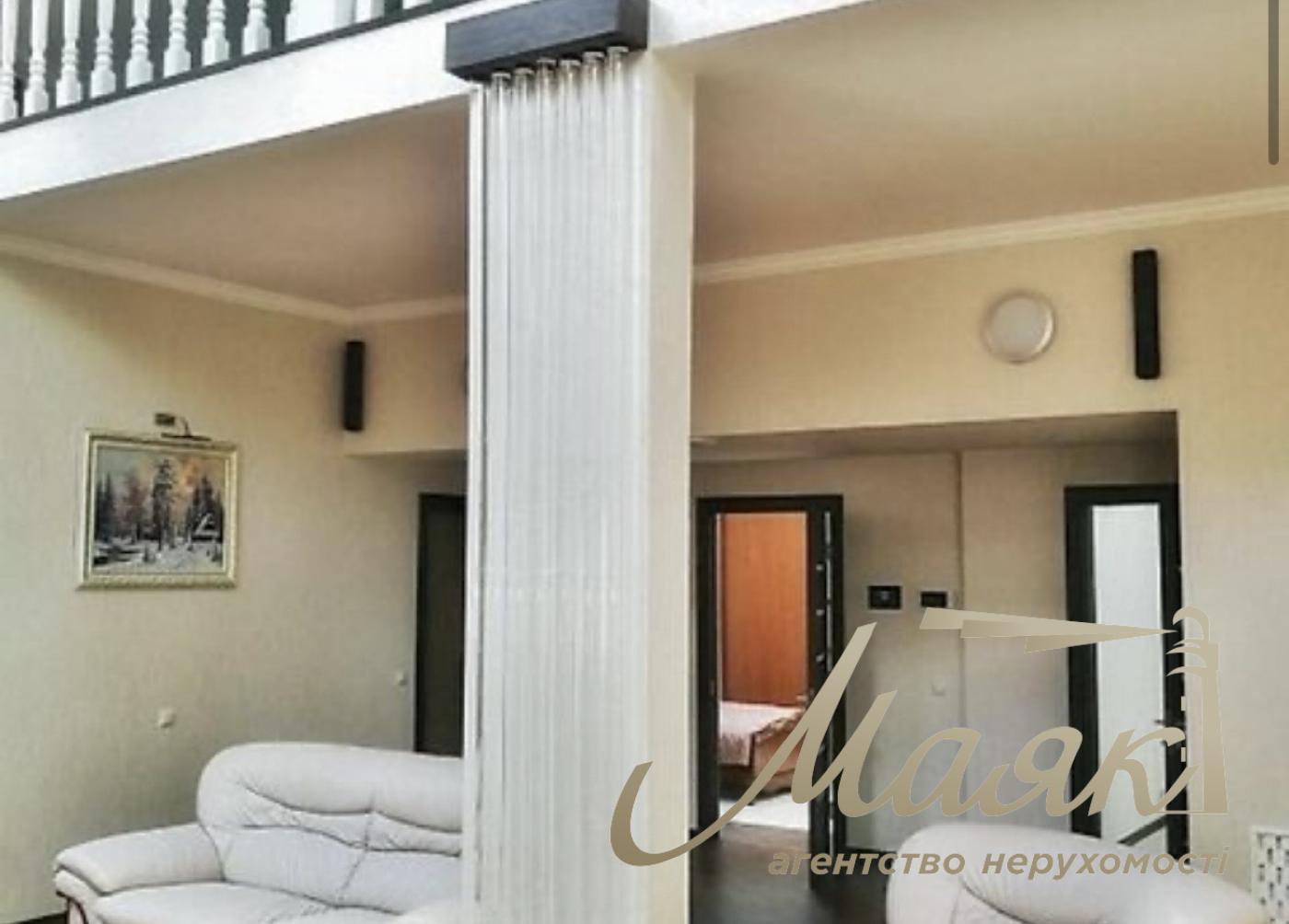 Продаж 9-к квартири 485 кв.м., вул. Ковпака, 17, м. Київ