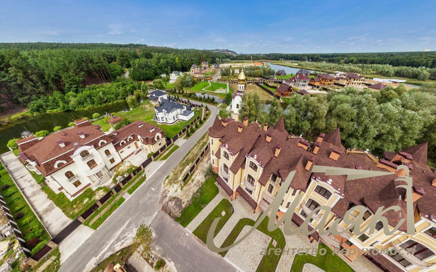 Sale of land with access to the river. Lesniki village. Yasny Khutor