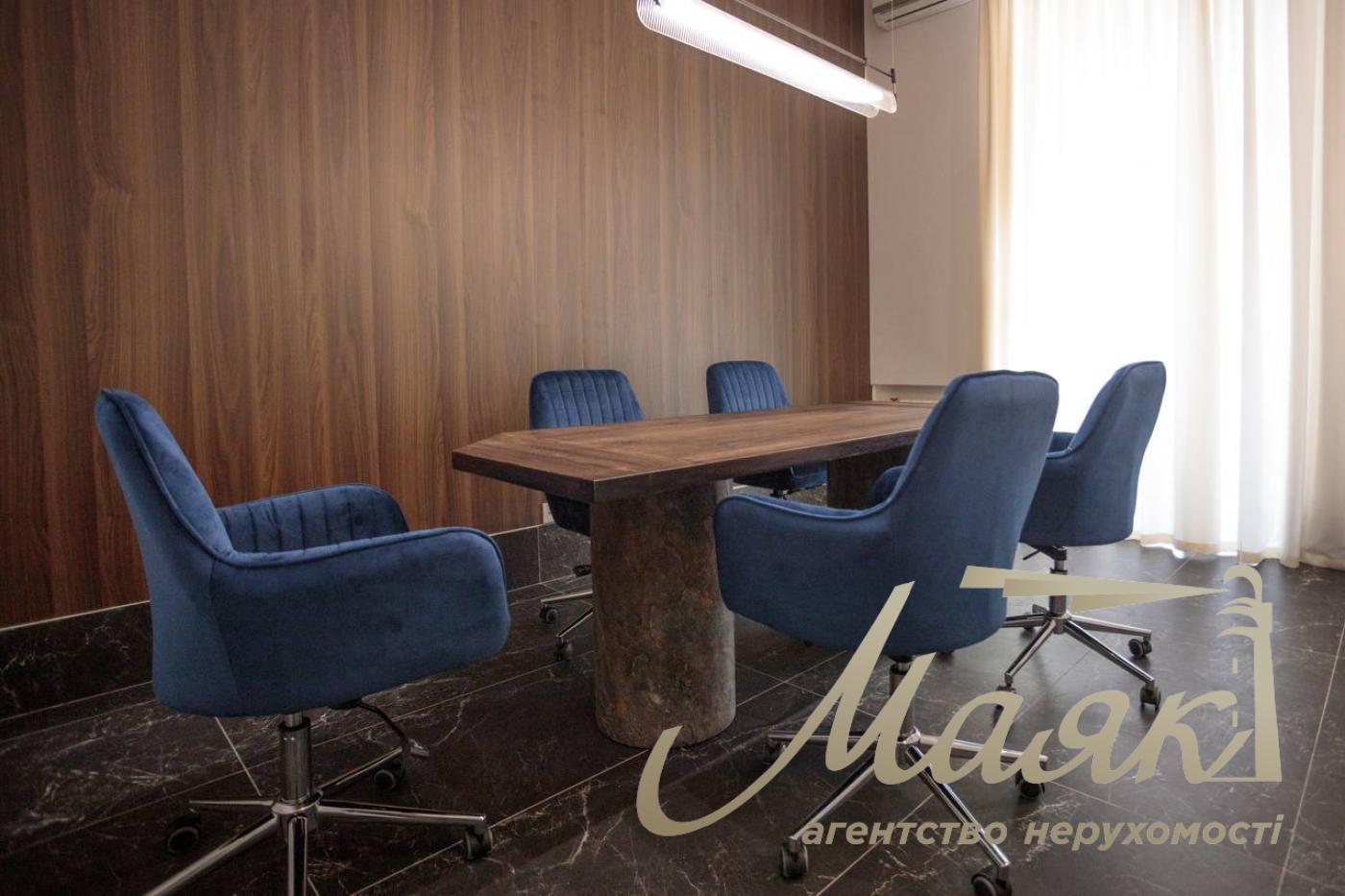 Furnished office for sale in the Center (100m2) Bolshaya Vasilkovskaya st., 38