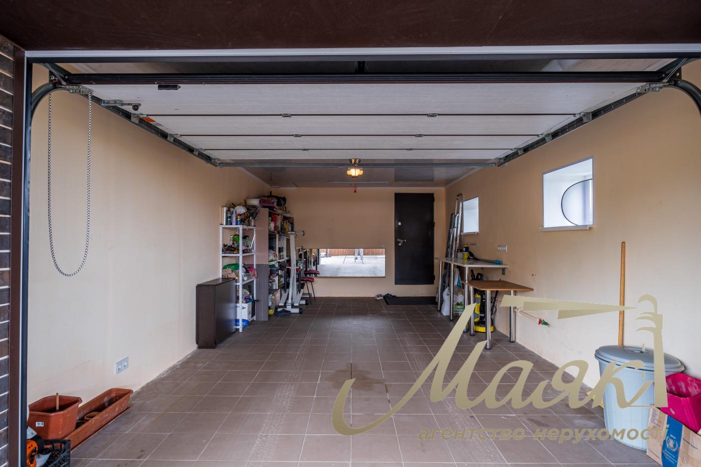 Продажа одноэтажного дома 182.6 м2 в с. Погребы, ул. Пасиченка, Киевская обл, Броварский р-н.