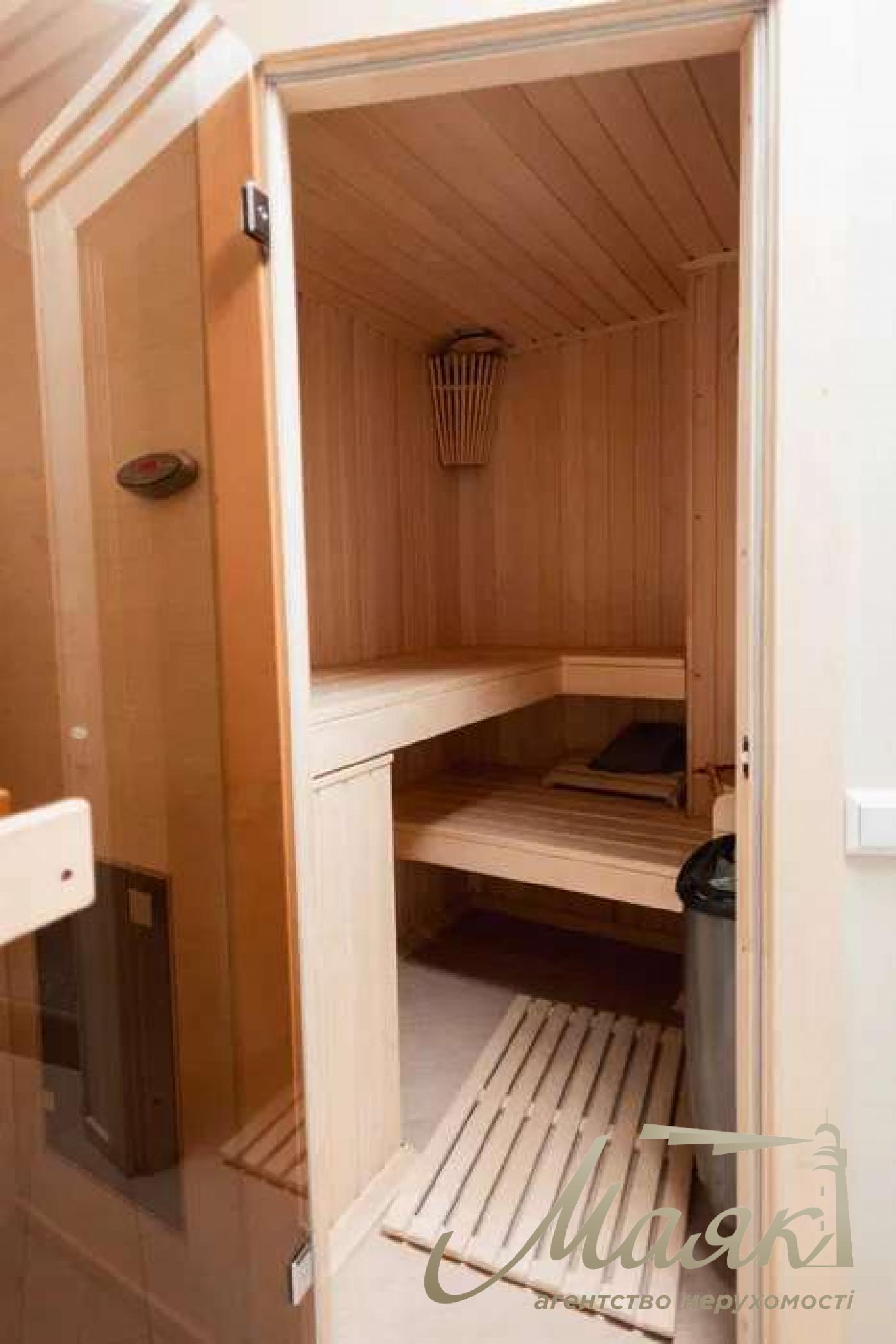 Продаж 4к-квартири 195 м2 вул. Панаса Мирного, 17 Печерський район