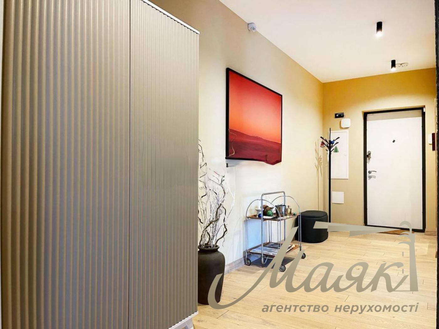 Продаж видової 4-х кімнатної квартири, 113 м2 в ЖК Славутич Зарічний