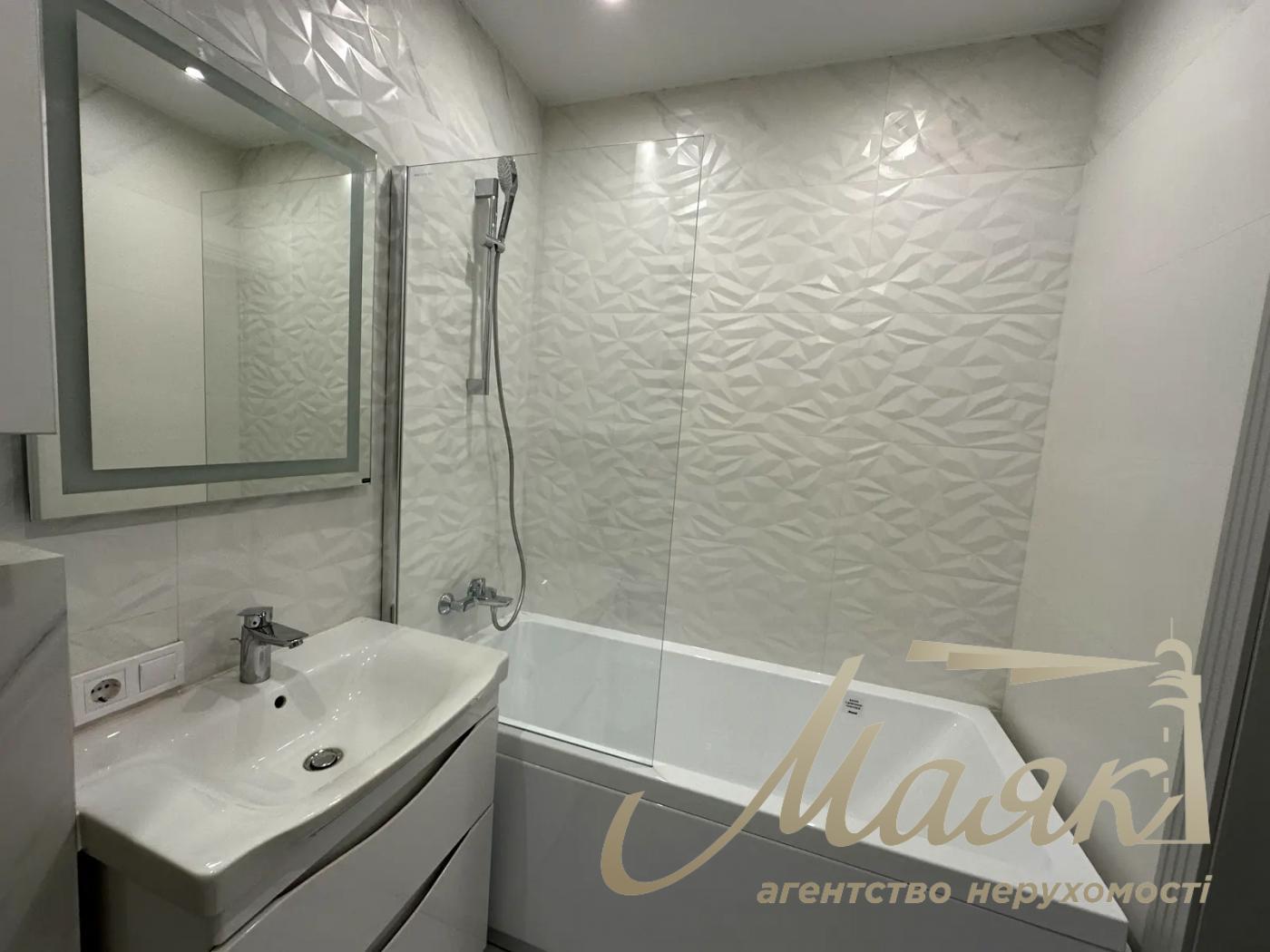 Аренда 3-х комнатной квартиры в ЖК Серебреная Башня, ул.Белорусская 36-А, Шевченковский район.