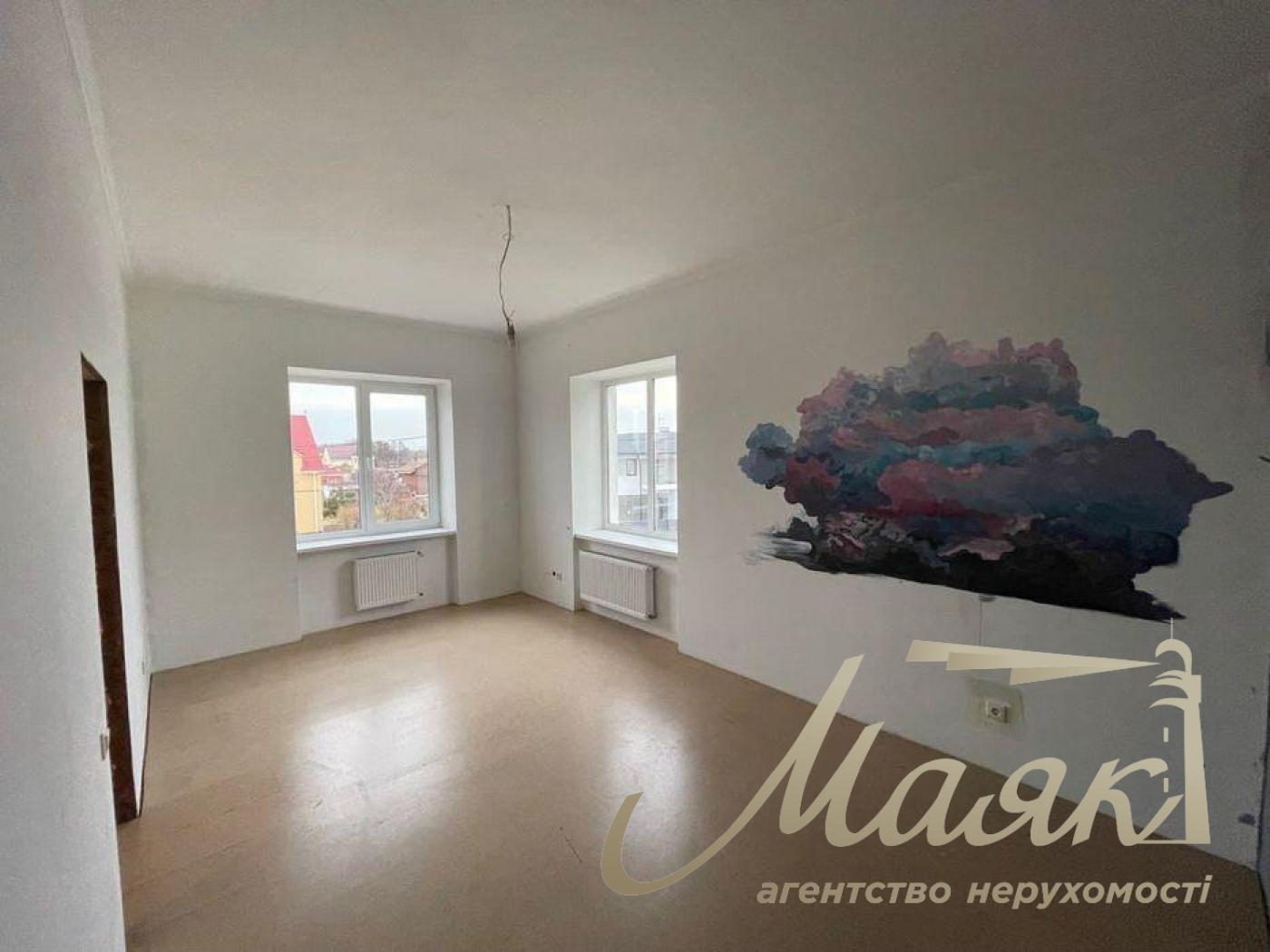 Продажа капитального дома 296м2 для семьи под Киевом в с. Крюковщина, ул. Вересневая