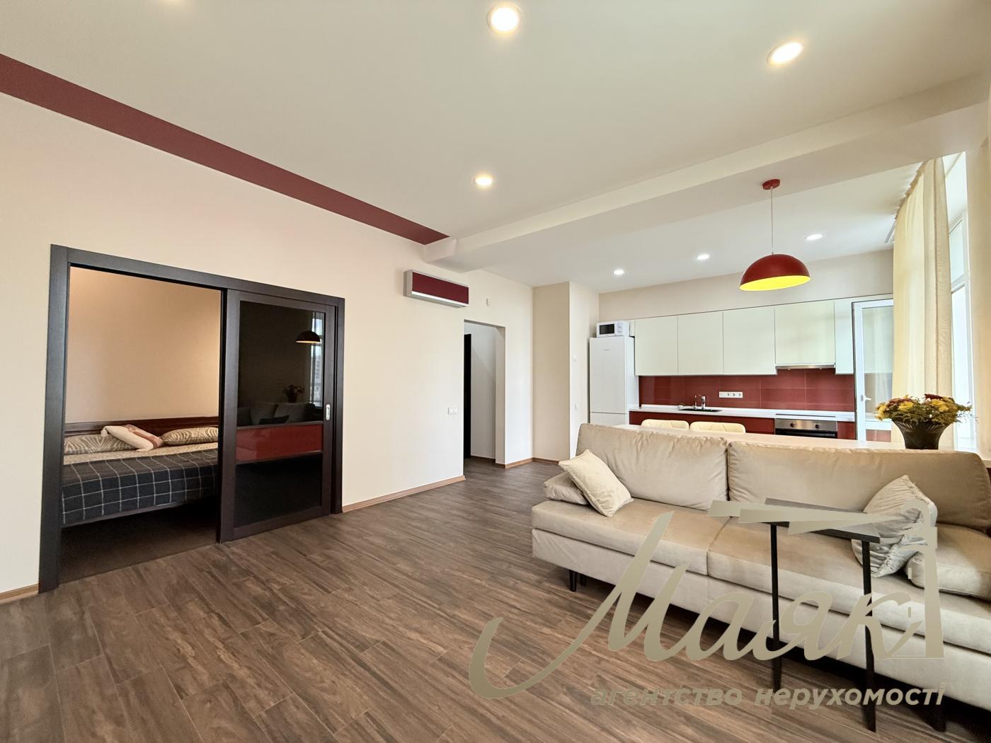 Rent 1-bedroom apartment 55 m² in LCD "Novopecherskie Lipki" str. Dragomirova, 20, 11th floor, Pechersk district, Kiev.