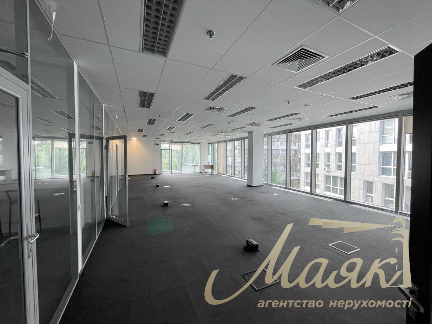 Office rent 715m2 in the center, st. Leipzigskaya, Pechersk