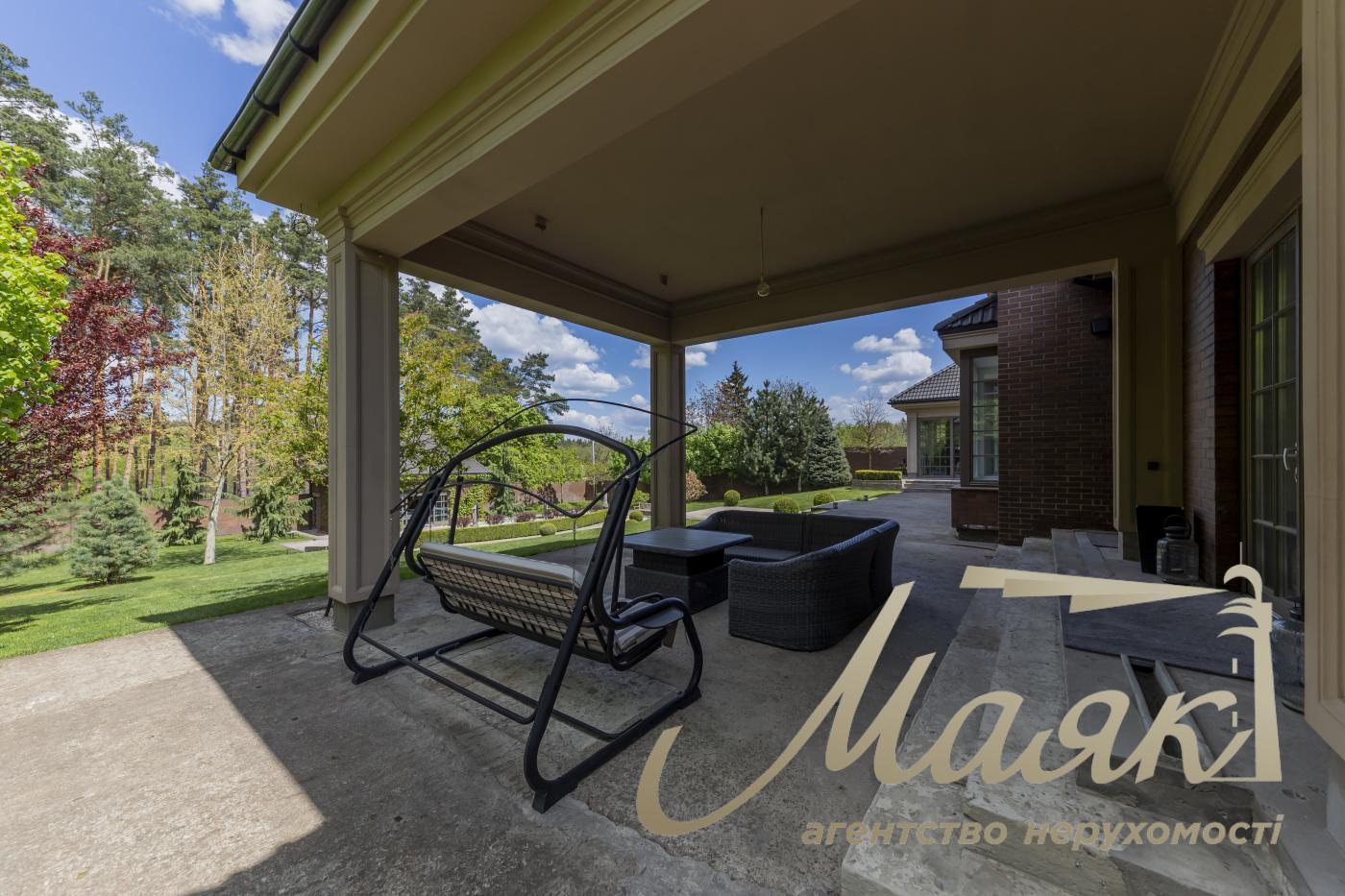 Продажа загородной резиденции в с.Капитановка, Киево-Святошинский р-н