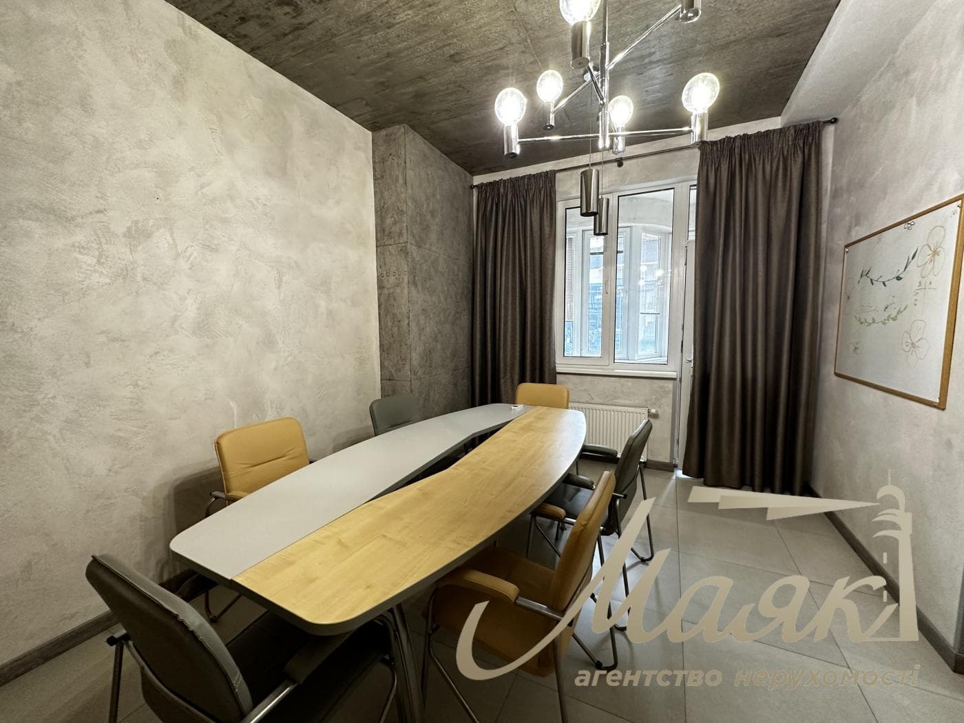 Office for rent with furniture (118m2) in LCD Prestige Hall, Palace Ukraine, Pechersk