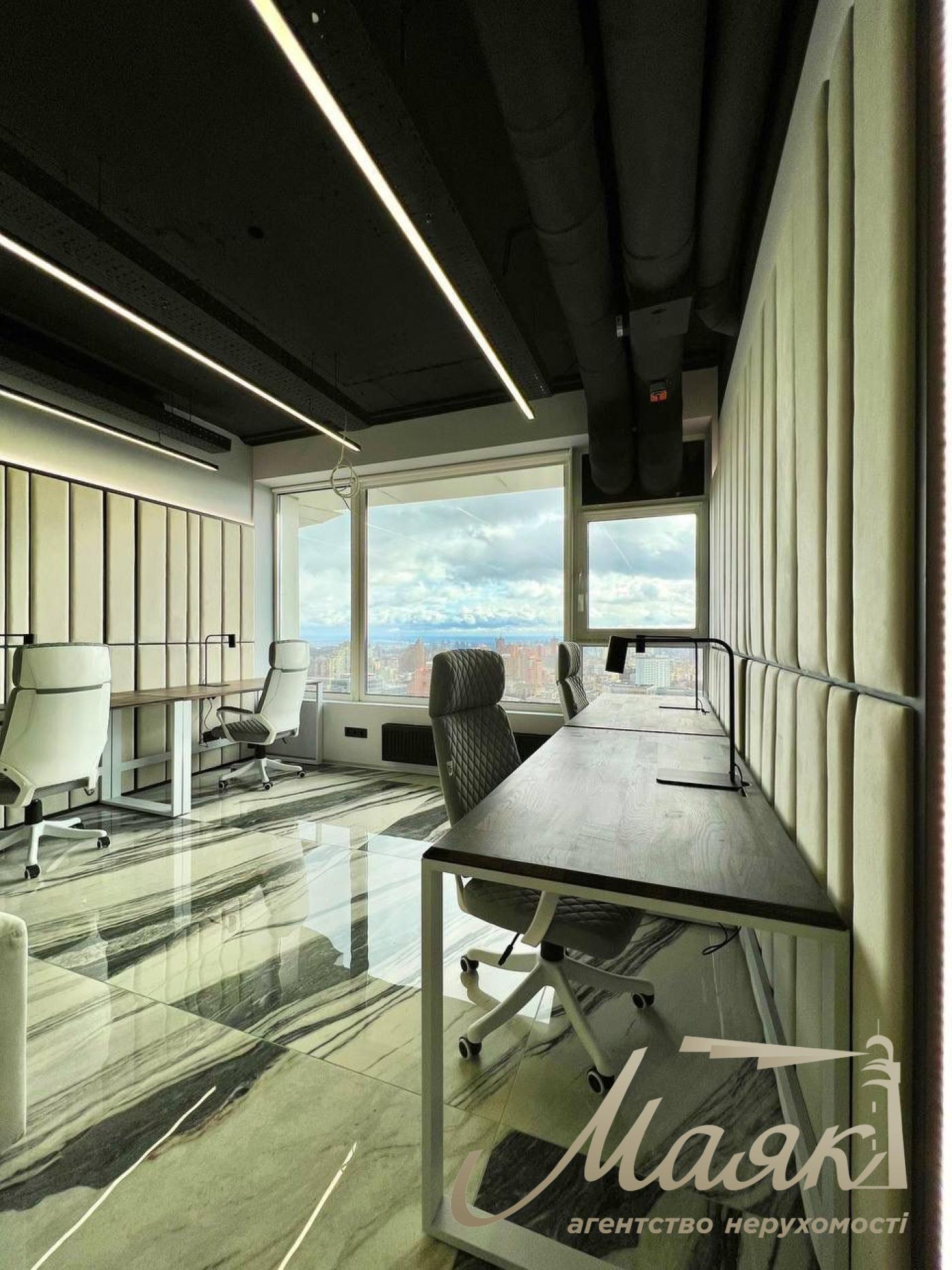 Sale of office with tenant Business Center Carnegie, Klovsky descent street