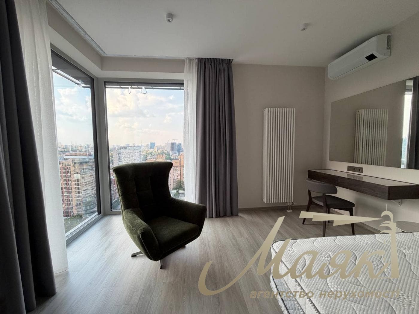 Оренда 3-кімнатної квартири у ЖК Atlantic Residences, вул. Антоновича, 118, Центр
