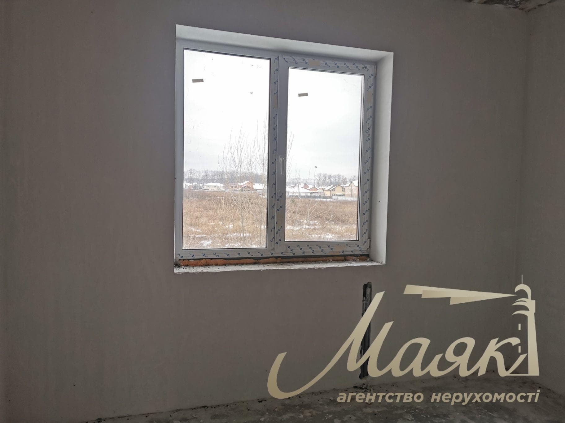 For sale 2-storey house 200m2, in the village. Gatnoye, 7 minutes from the metro Teremki, Kyiv region.