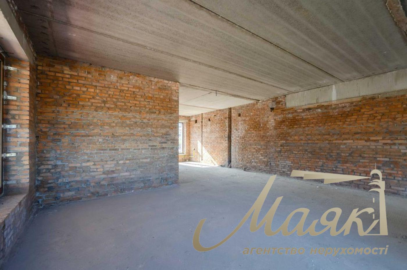 Продаж 3х-поверхового будинку вул. Бродівська, Голосієво, Київ