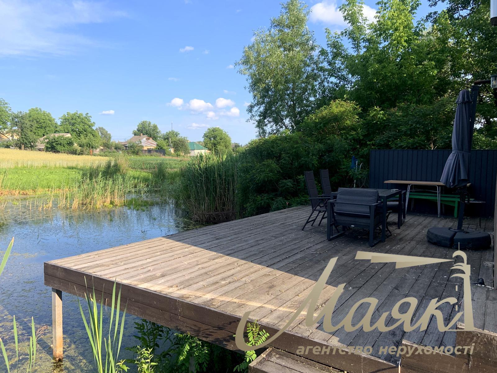 Продаж одноповерхового будинку з прямим виходом до річки - Голосіївський район, Київ, Чапаєвка/Віта-Литовська.