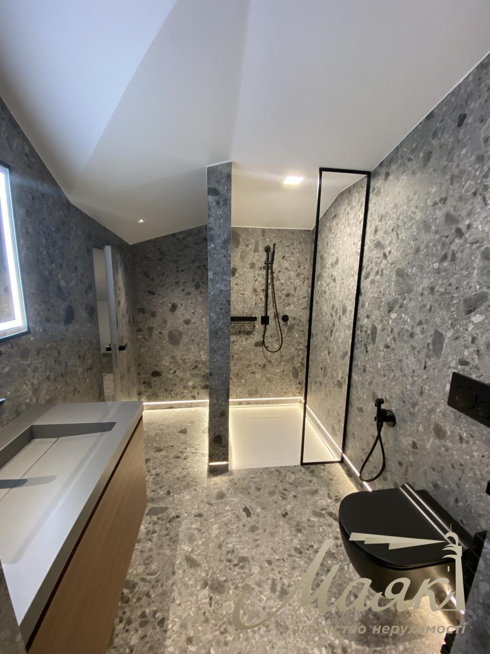 Продажа  апартаментов в историческом центре ул. Богомольца 278м2