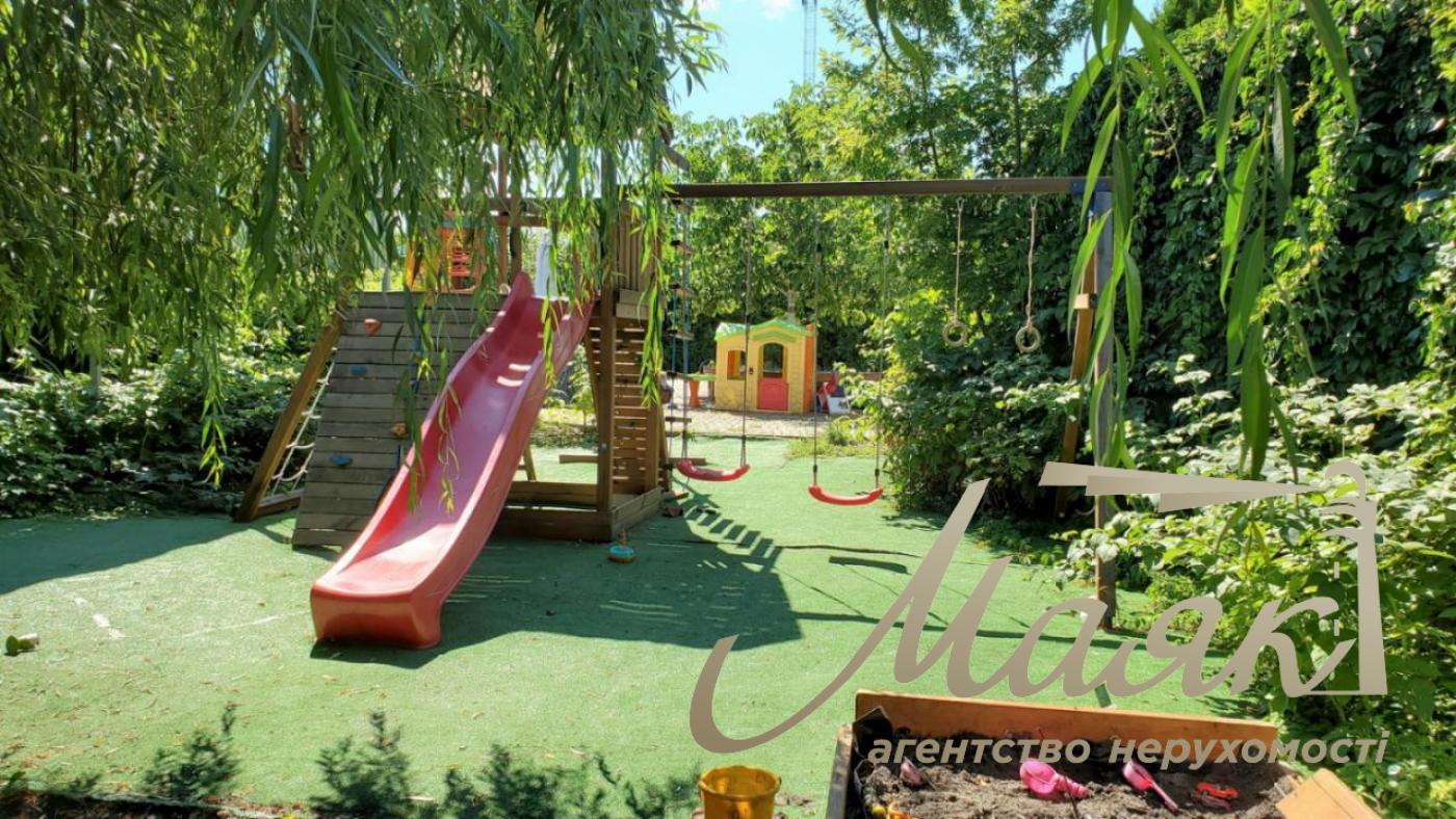 Оренда будинку єврокотеджу 650м2 у Пущі Водиці, село Горенка.