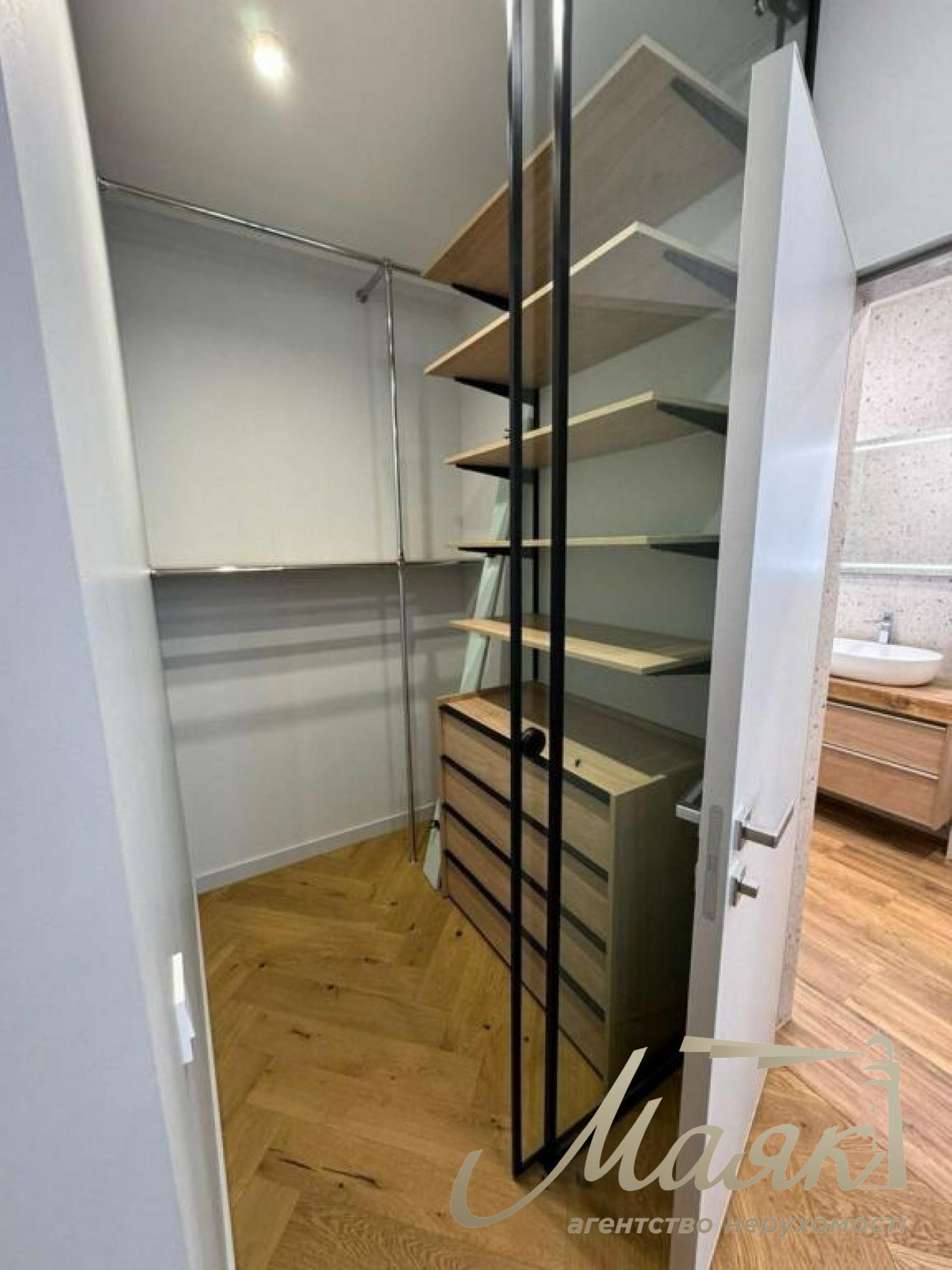 Оренда 4-х кімнатної квартири, 86 м2 ЖК Французький квартал 2 Маккейна Предславинська