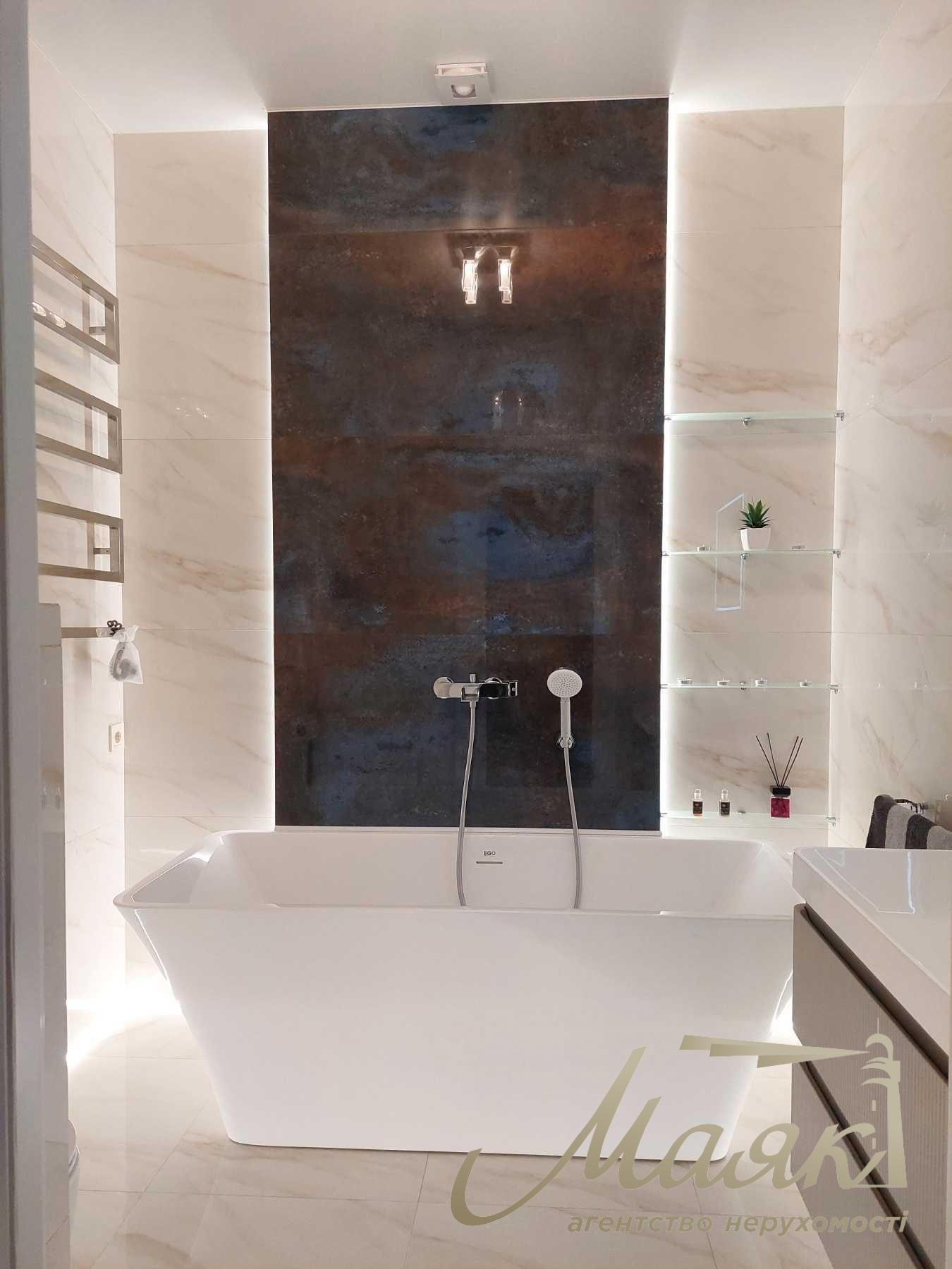 Оренда таунхауса 127м2 з терасою на даху