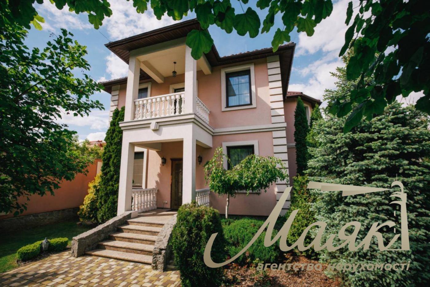 Аренда 2-х этажного дома 240м2, Голосеевский район, Чапаевка.