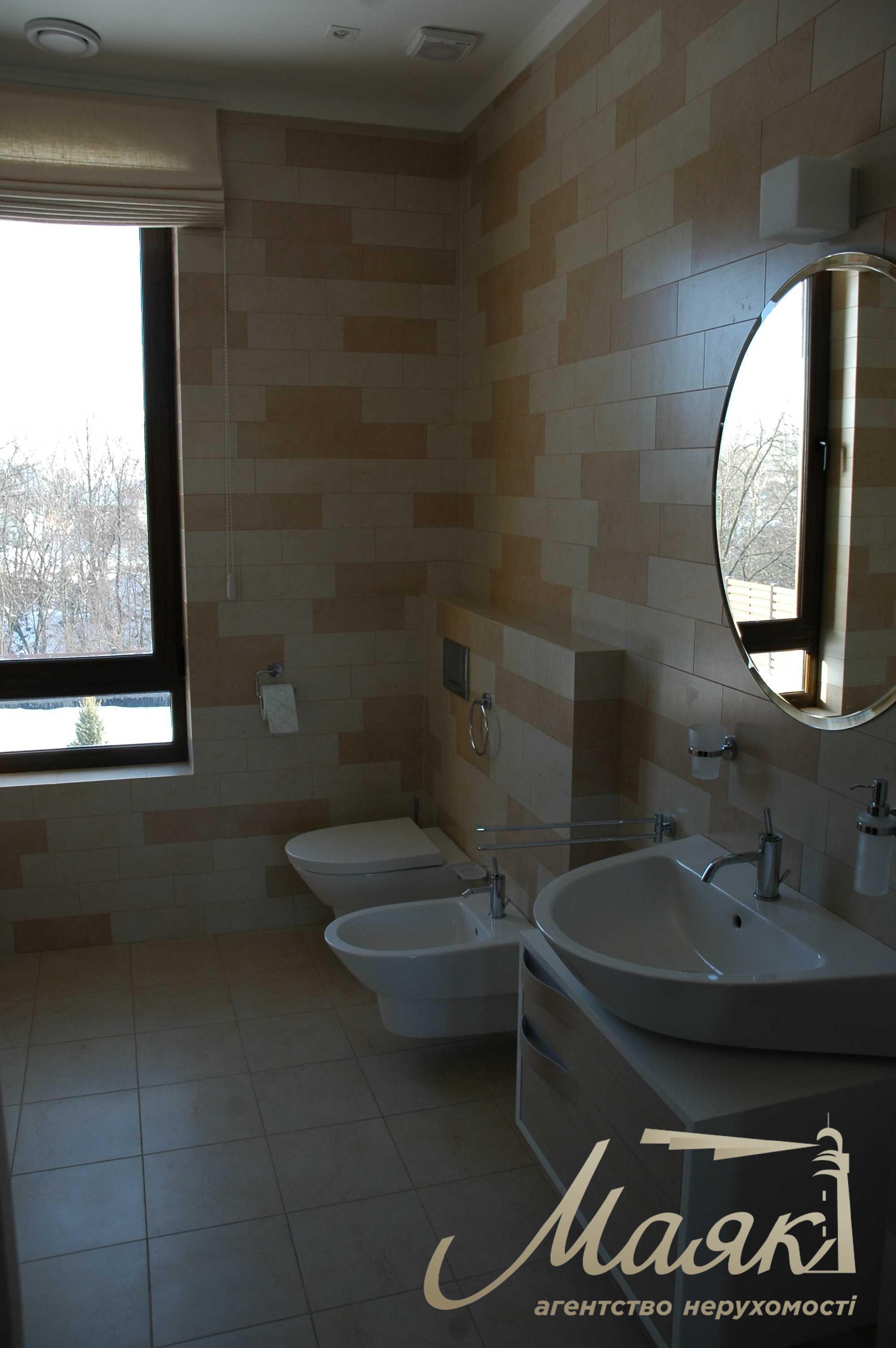 Оренда будинку 260м2 з басейном у Лісниках. КМ "Зелений Гай"