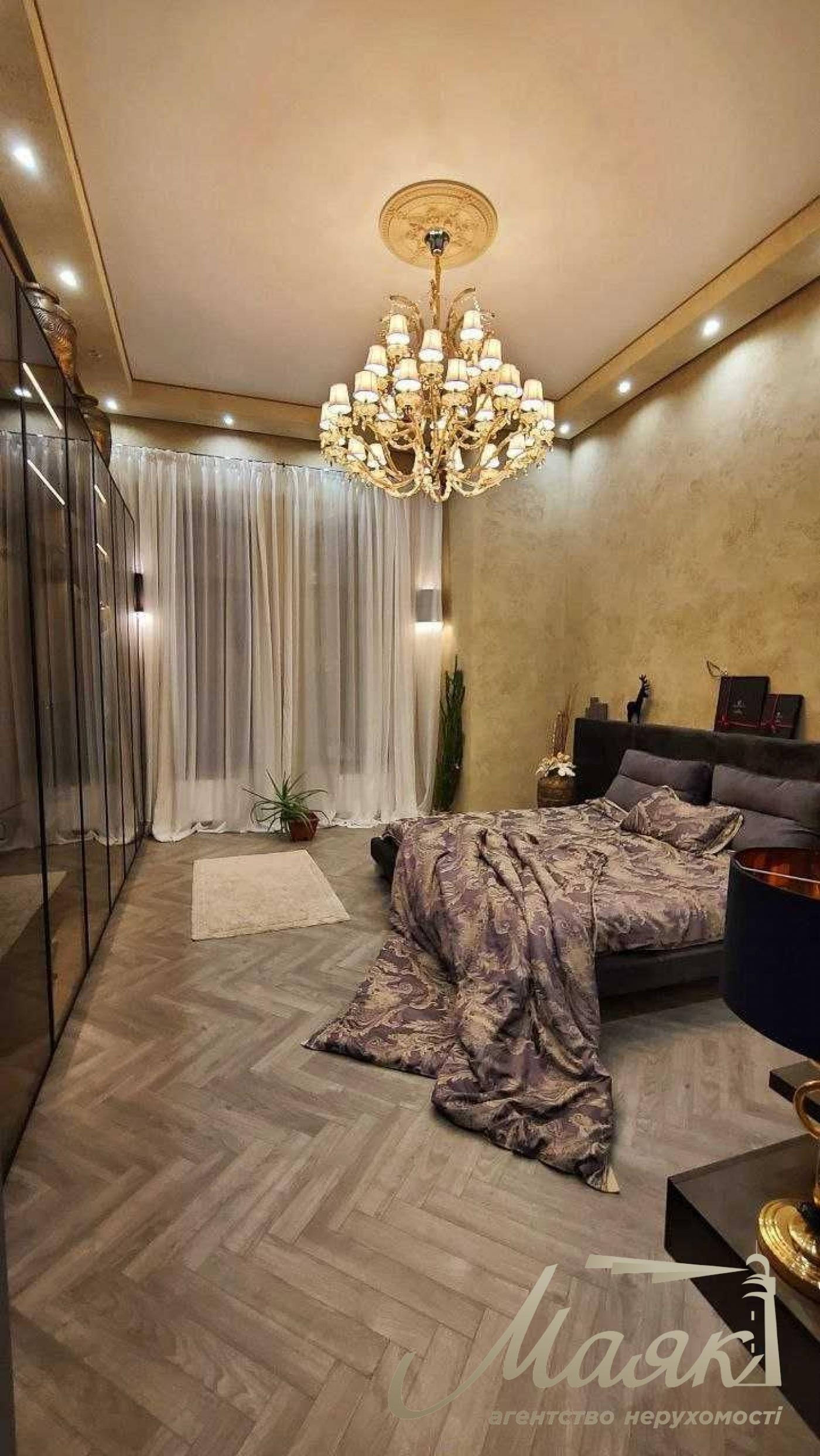 Оренда одноповерхового будинку 250 м² в с. Віта-Поштова в марокканському стилі, Київська область