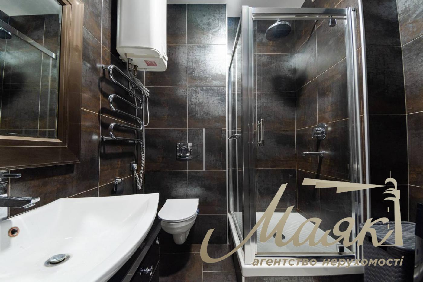 Rent 2-bedroom apartment 85m2 LCD Novopecherskie Lipki str. Andrey Verkhoglyada