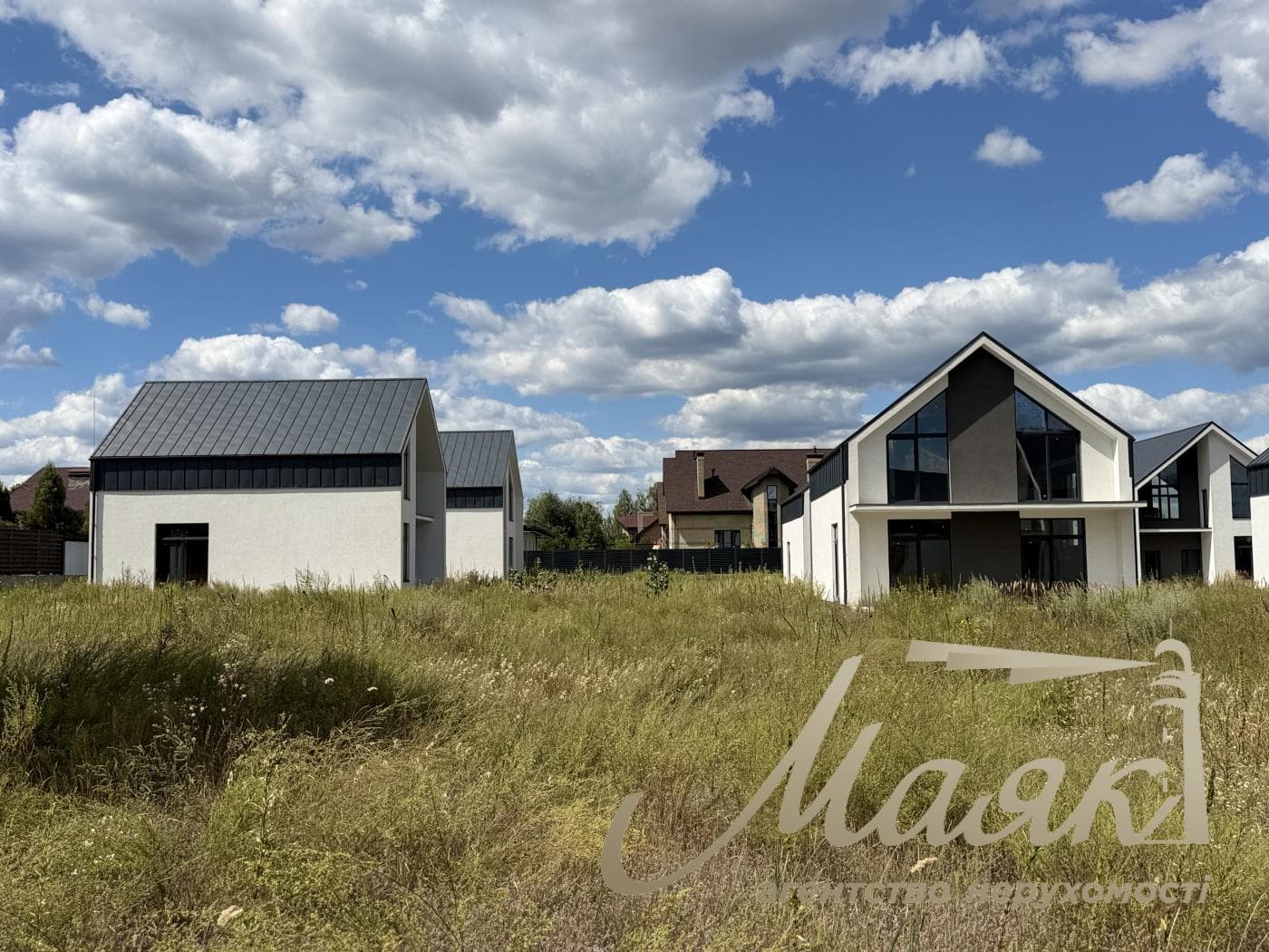 For Sale: 2-Story House (175 m²) in the village of Vyshenky, Kyiv Oblast, Boryspil District